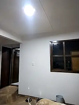 taaylor33 online show from 12.17.25