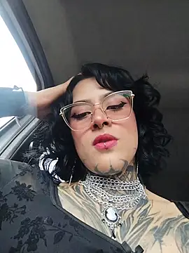 Snapshot of taaylor33 chatting on 02.21.26 taaylor33 online show from 02.21.26