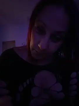 DeeLight124 online show from 11.25.25