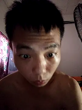 Snapshot of LiuQianXi5726 chatting on 01.31.25 LiuQianXi5726 online show from 01.31.25