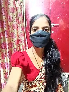 Snapshot of Joshna-Sexy chatting on 12.13.24 Joshna-Sexy online show from 12.13.24