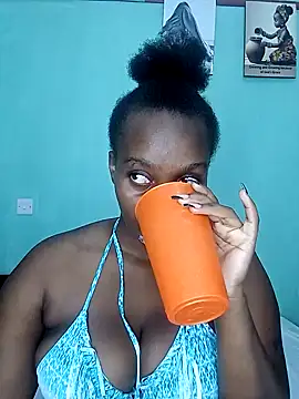 Snapshot of freaky_j_ chatting on 12.28.24 freaky j  online show from 12.28.24