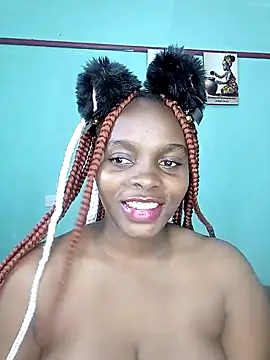 Snapshot of freaky_j_ chatting on 01.10.25 freaky j  online show from 01.10.25