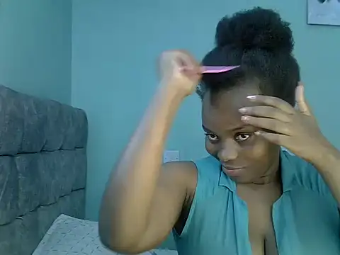Snapshot of freaky_j_ chatting on 02.11.25 freaky j  online show from 02.11.25