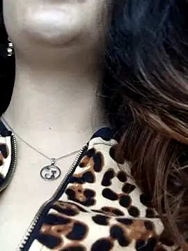 LisbethMoore  online show from 04.14.26