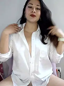 Snapshot of LisbethMoore_ chatting on 05.31.26 LisbethMoore online show from 05.31.26