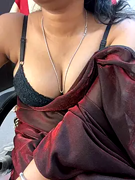 Spicy sari girl online show from 12.07.24