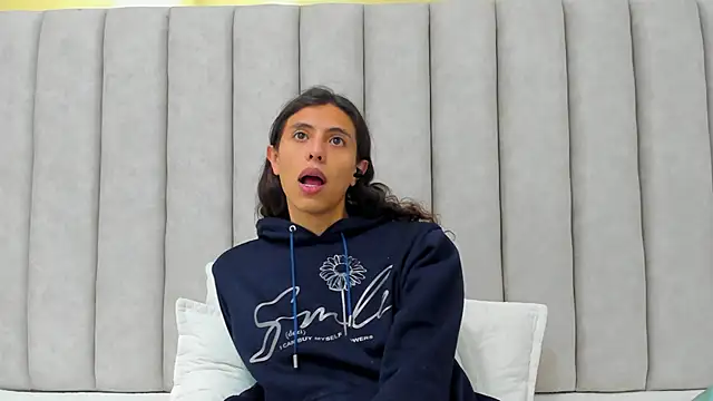 Snapshot of FreyaMoller chatting on 02.12.26 FreyaMoller online show from 02.12.26