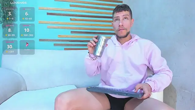 Snapshot of french_sexx chatting on 03.19.26 french sexx online show from 03.19.26