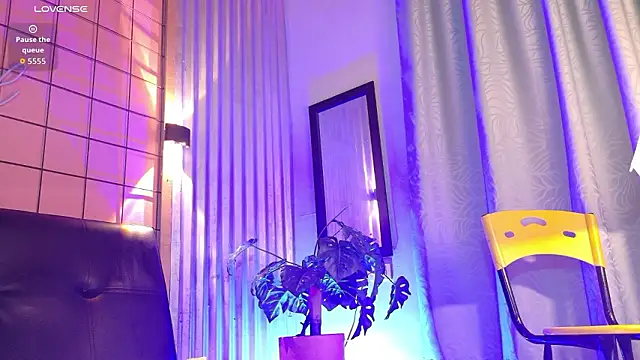 Snapshot of french_sexx chatting on 03.23.26 french sexx online show from 03.23.26