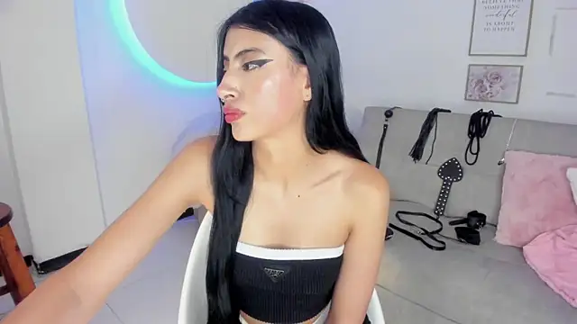 Snapshot of RACHEL_EV chatting on 03.14.25 RACHEL EV online show from 03.14.25