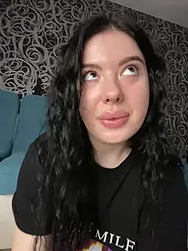 Kimi Ass online show from 12.26.24