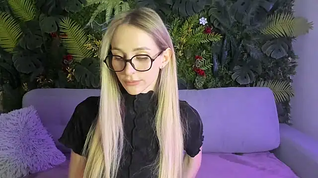 Horny Blond online show from 02.16.26