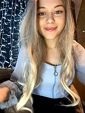 Snapshot of Times__Square chatting on 12.29.24 Times Square online show from 12.29.24