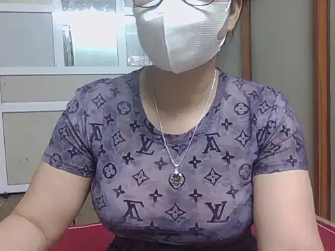 MaiHuong77 online show from 10.16.25