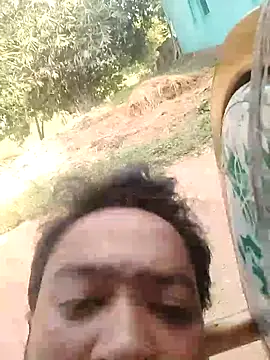 Young couple143 online show from 10.26.25