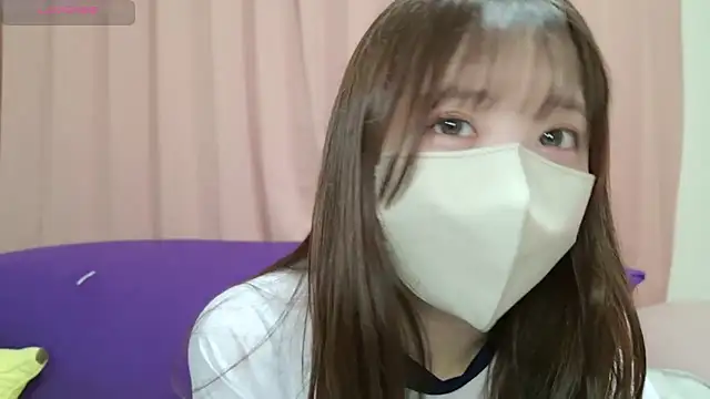 Snapshot of sara-a-jp chatting on 12.18.24 sara-a-jp online show from 12.18.24