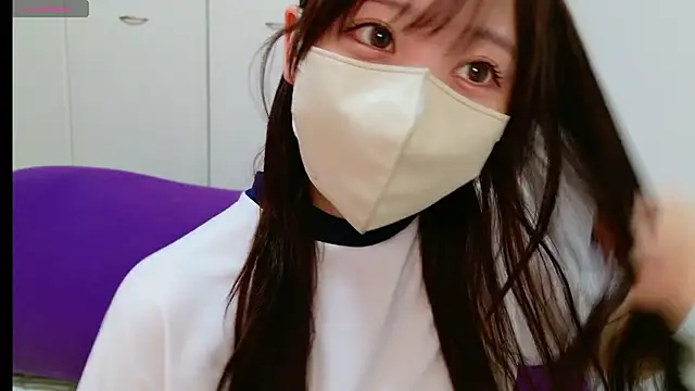 Snapshot of sara-a-jp chatting on 12.17.25 sara-a-jp online show from 12.17.25