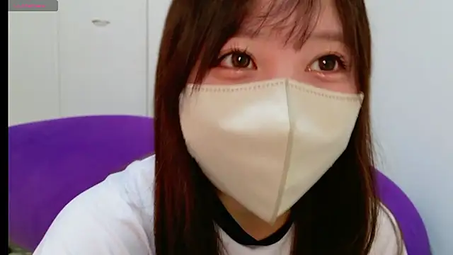 Snapshot of sara-a-jp chatting on 12.22.25 sara-a-jp online show from 12.22.25