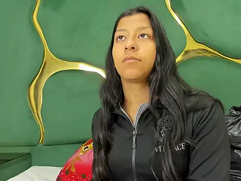 VaneLin18 online show from 01.07.26