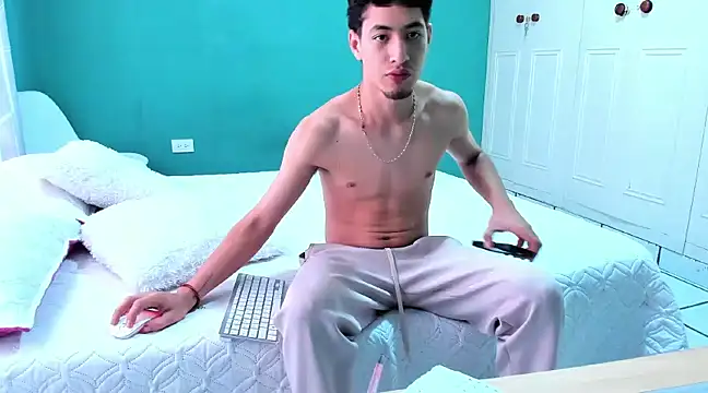 Snapshot of Chandler_ken chatting on 02.27.25 Chandler ken online show from 02.27.25