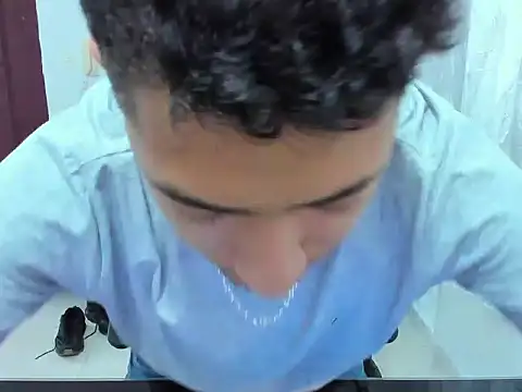 Snapshot of Chandler_ken chatting on 10.02.25 Chandler ken online show from 10.02.25