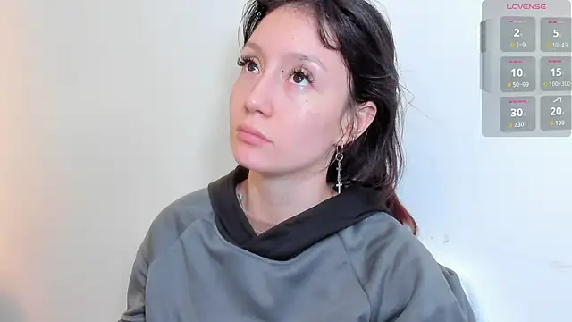 lizzy davis 1 online show from 10.26.25