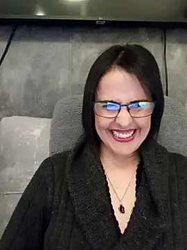 IsisBlake online show from 02.15.25