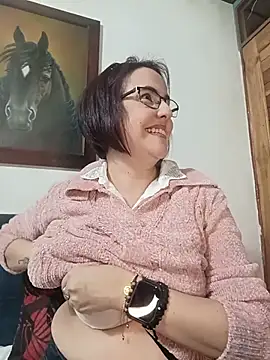 Snapshot of IsisBlake chatting on 05.19.26 IsisBlake online show from 05.19.26