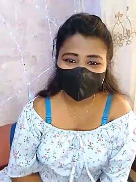 Snapshot of Sexy--queen1 chatting on 02.01.25 Sexy--queen1 online show from 02.01.25