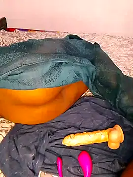 Snapshot of Sexy--queen1 chatting on 02.16.25 Sexy--queen1 online show from 02.16.25