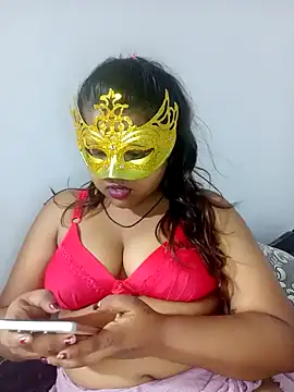 Snapshot of Sexy--queen1 chatting on 03.08.25 Sexy--queen1 online show from 03.08.25