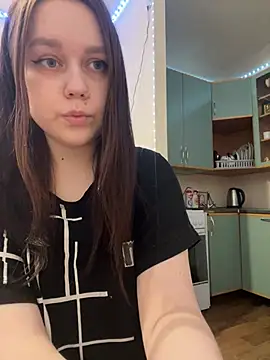 Marylallka5 online show from 02.28.25