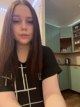 Marylallka5 online show from 03.20.25