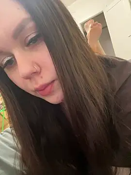 Marylallka5 online show from 02.04.26