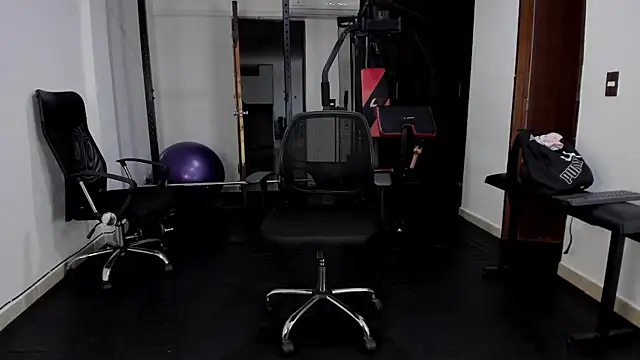 CoupleBigAss online show from 12.20.24