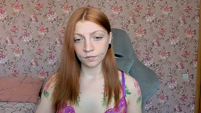 Snapshot of Lolly_Haze chatting on 05.26.26 Lolly Haze online show from 05.26.26