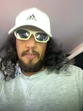 Cuteandhornyy online show from 03.19.26