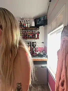 Snapshot of delicioussdixie chatting on 02.14.26 delicioussdixie online show from 02.14.26