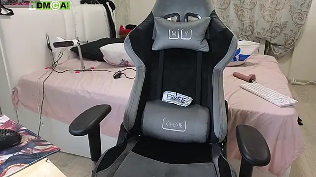 Snapshot of KawaiiNullify chatting on 02.22.26 KawaiiNullify online show from 02.22.26