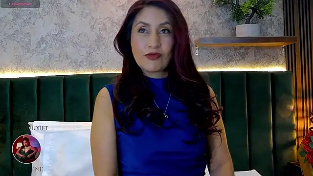 Snapshot of MonicaMoret chatting on 06.03.26 MonicaMoret online show from 06.03.26