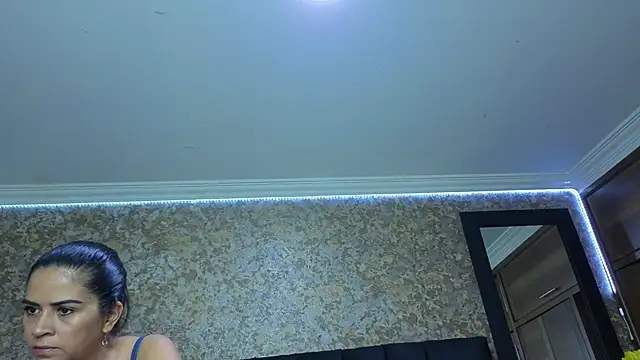 stella xue online show from 11.19.25