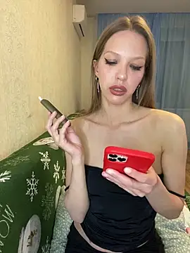 Snapshot of KateMariett chatting on 05.12.26 KateMariett online show from 05.12.26