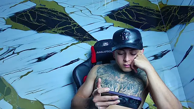 Kevin22 222 online show from 01.29.25