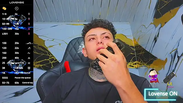 Kevin22 222 online show from 10.14.25