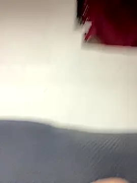 Snapshot of bighung1990 chatting on 10.25.25 bighung1990 online show from 10.25.25