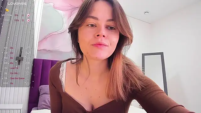 Snapshot of Kelly_Cuutie chatting on 02.24.25 Kelly Cuutie online show from 02.24.25