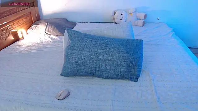 Baby Claraa online show from 03.31.26