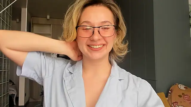 Lilith lutherlow online show from 03.26.26