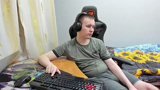 iliaskrislove online show from 10.22.25